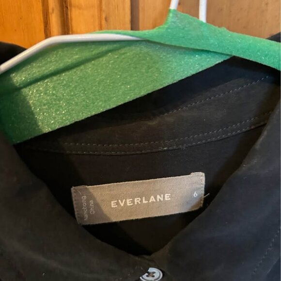 Everlane washable silk blouse - Picture 2 of 4